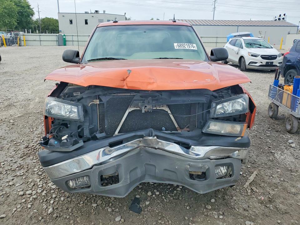 Снимка 5 от търг – 2003 CHEVROLET AVALANCHE с VIN 3GNEK13T93G282545