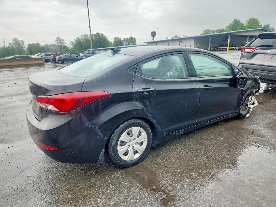 Снимка 3 от търг – 2016 HYUNDAI ELANTRA с VIN 5NPDH4AE1GH679947