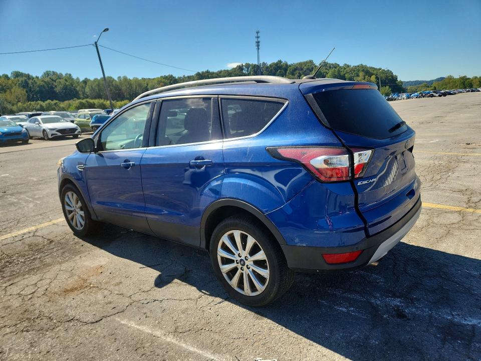 Photo 2 from auction – 2017 FORD ESCAPE with VIN 1FMCU0JD8HUE91338