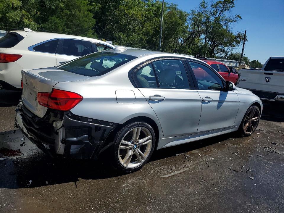 Photo 3 from auction – 2018 BMW 330 with VIN WBA8D9C5XJEM35063