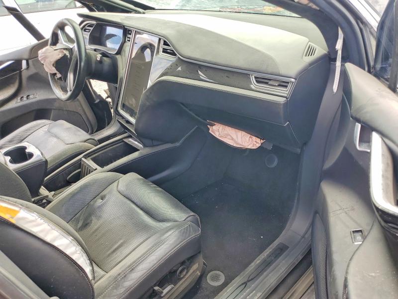 Photo 8 from auction – 2016 TESLA MODEL X with VIN 5YJXCBE41GF018130