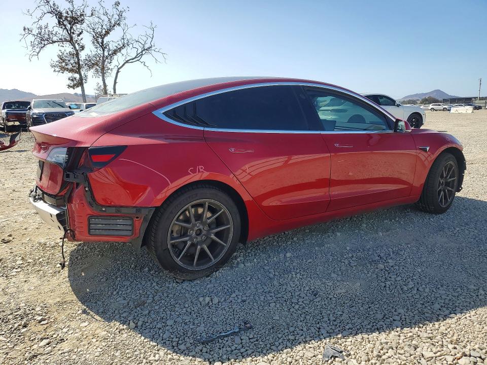 Фото 3 с аукциона – 2020 TESLA MODEL 3 с VIN 5YJ3E1EA4LF803700