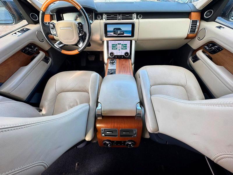 Photo 9 from auction – 2019 LAND ROVER RANGE ROVER with VIN SALGS2SV7KA539380