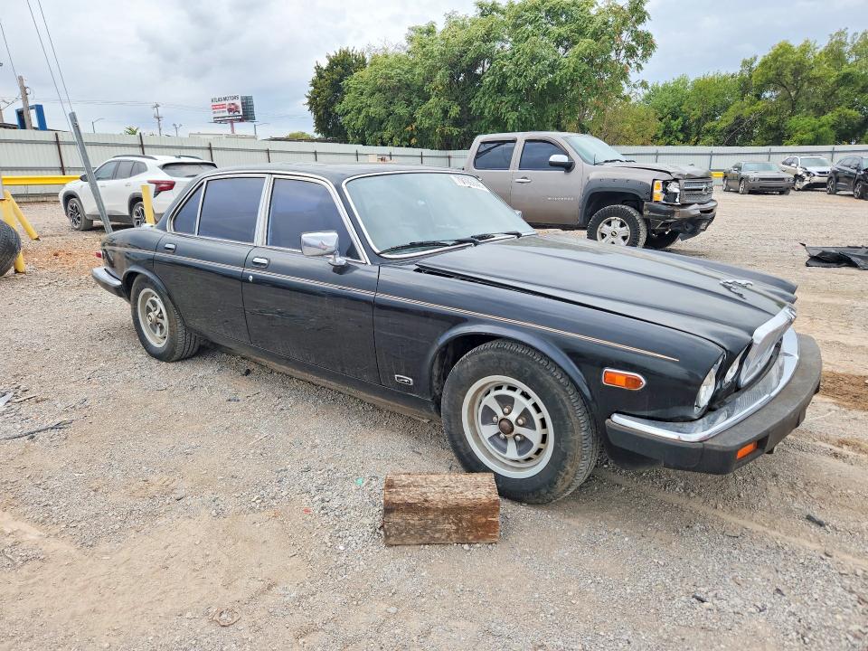 Снимка 4 от търг – 1984 JAGUAR XJ6 с VIN SAJAV1340EC375565