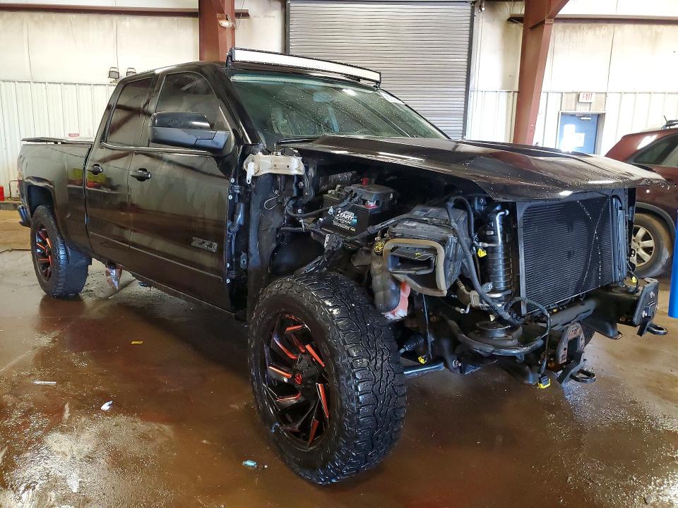 Photo 4 from auction – 2017 CHEVROLET SILVERADO with VIN 1GCVKREC0HZ110187