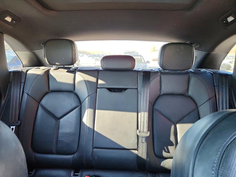 Фото 10 с аукциона – 2015 PORSCHE MACAN с VIN WP1AB2A55FLB44508