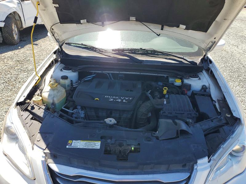 Photo 11 from auction – 2013 CHRYSLER 200 with VIN 1C3CCBAB9DN634811
