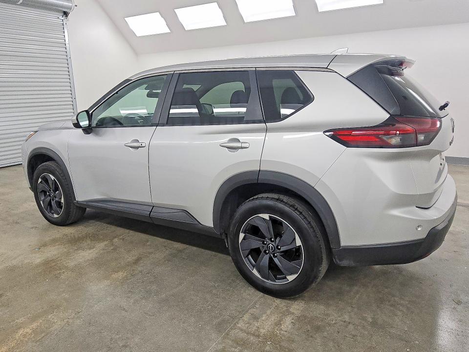 Photo 2 from auction – 2025 NISSAN ROGUE with VIN 5N1BT3BA5SC824435