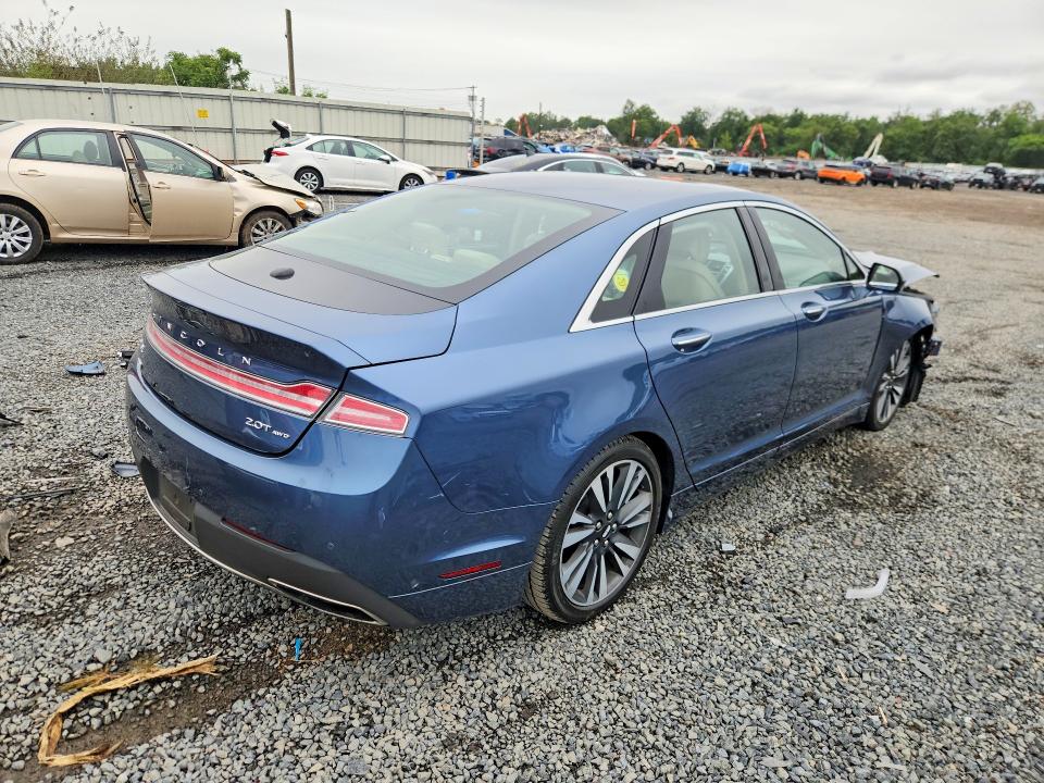 Photo 3 from auction – 2019 LINCOLN MKZ with VIN 3LN6L5F98KR623353