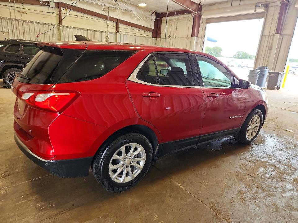 Photo 3 from auction – 2018 CHEVROLET EQUINOX with VIN 2GNAXJEV9J6202152