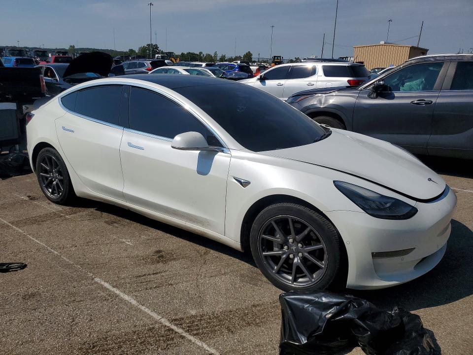 صورة رقم 4 من المزاد - 2020 TESLA MODEL 3 مع VIN 5YJ3E1EB8LF637755