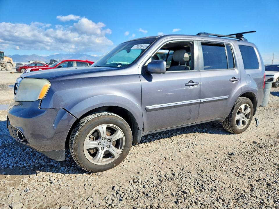 HONDA PILOT 2015 с VIN 5FNYF4H53FB002425 - Снимка от търг