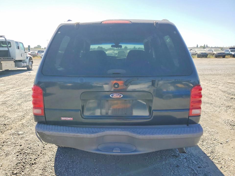 Photo 6 from auction – 2002 FORD EXPLORER with VIN 1FMCU60E32UB47503