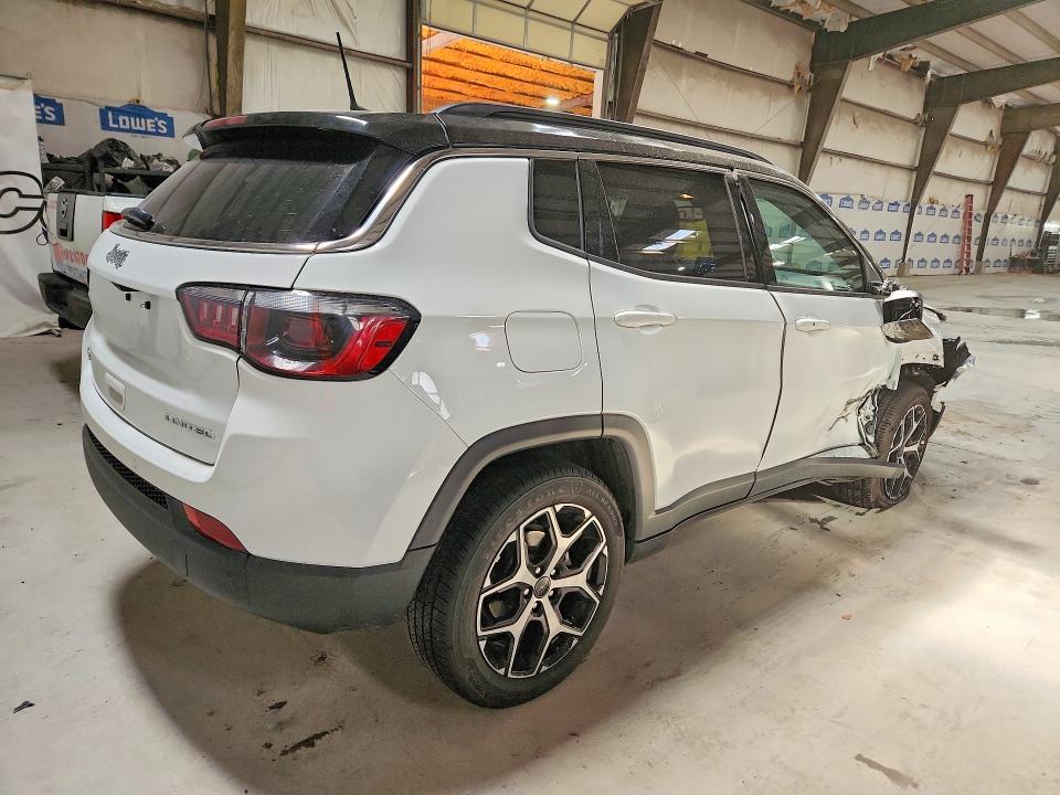 Photo 3 from auction – 2026 JEEP COMPASS with VIN 3C4NJDCN3TT182219