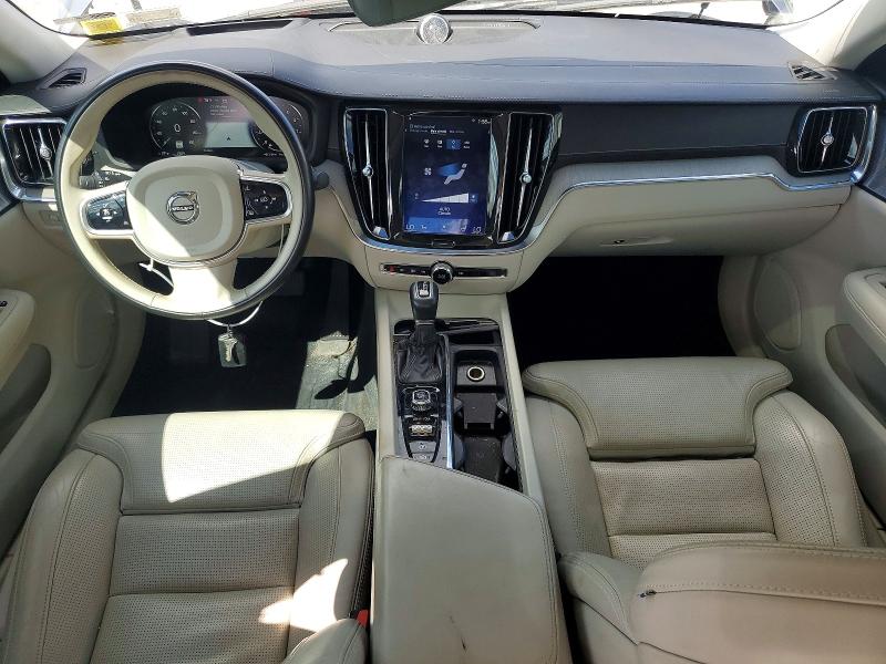 Foto 8 de la subasta – 2019 VOLVO S60 con VIN 7JRA22TL7KG017602