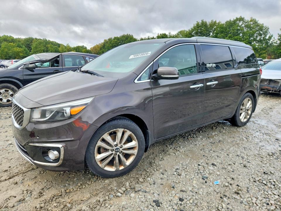 KIA SEDONA 2015 with VIN KNDME5C11F6039867 - Photo from auction