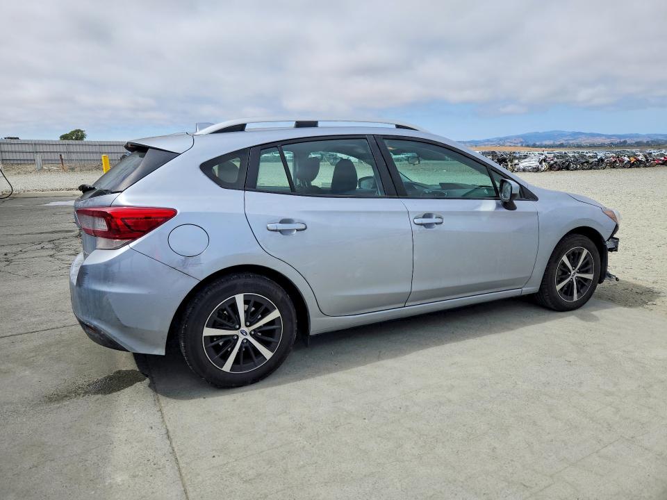 Photo 3 from auction – 2023 SUBARU IMPREZA with VIN 4S3GTAV69P3708376