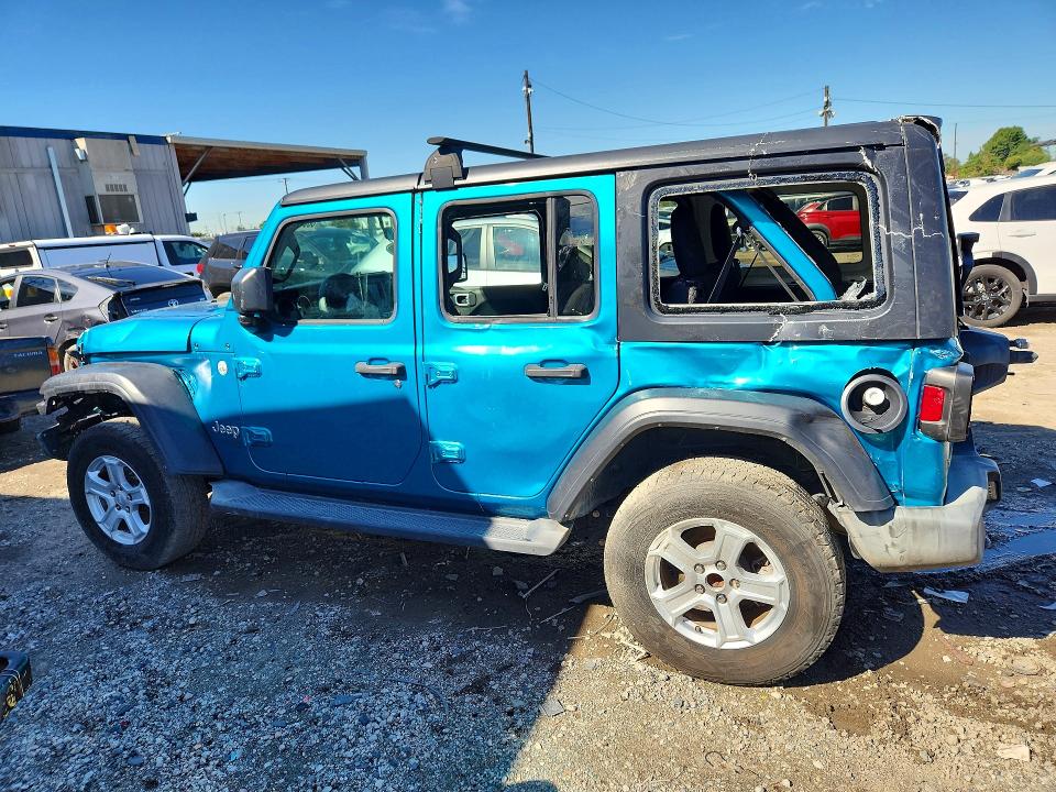 Снимка 2 от търг – 2020 JEEP WRANGLER UNLIMITED с VIN 1C4HJXDG2LW110582
