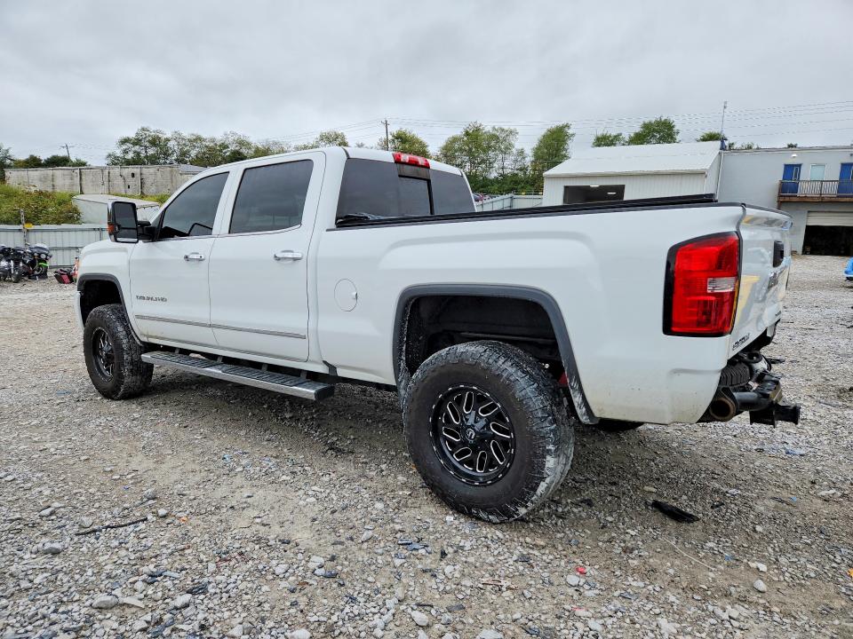 Photo 2 from auction – 2016 GMC SIERRA with VIN 1GT12UE88GF303068