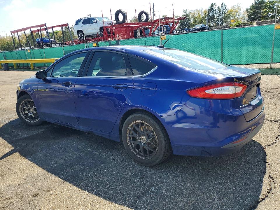 Zdjęcie 2 z aukcji – 2016 FORD FUSION z VIN 3FA6P0H70GR385728