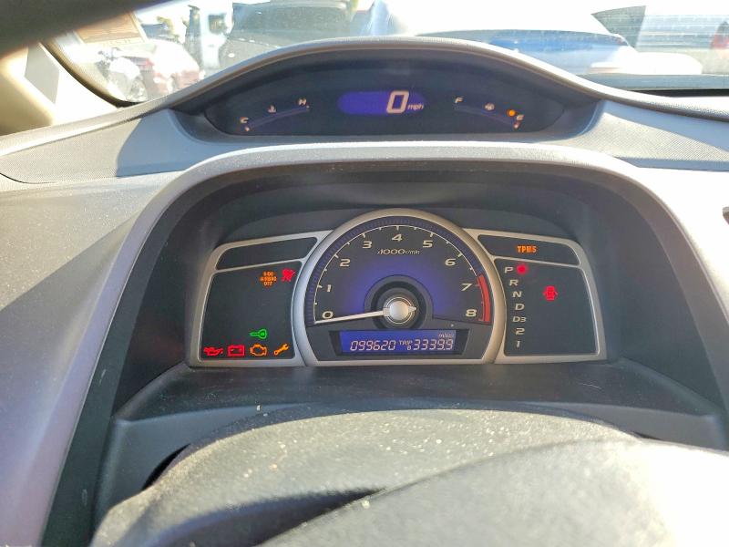 Снимка 9 от търг – 2010 HONDA CIVIC с VIN 19XFA1F50AE058666