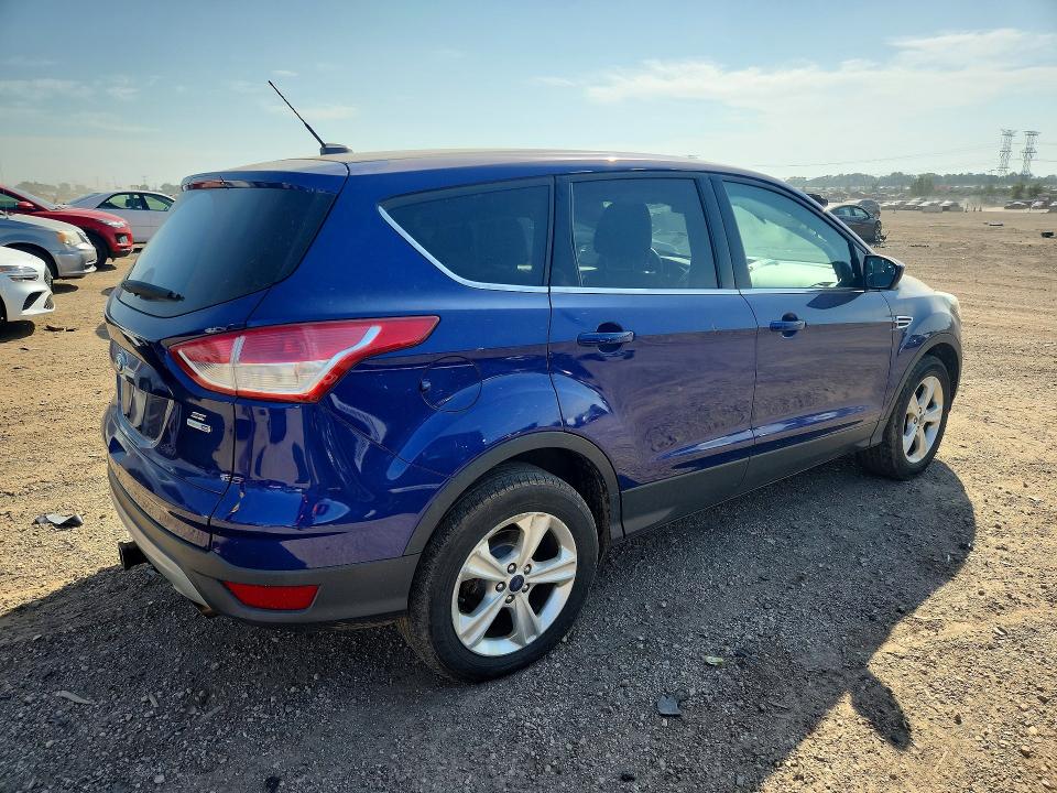 Photo 3 from auction – 2015 FORD ESCAPE with VIN 1FMCU9G99FUC75213