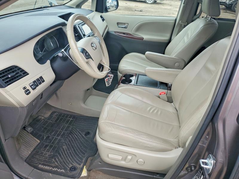 Zdjęcie 7 z aukcji – 2014 TOYOTA SIENNA z VIN 5TDDK3DC5ES090672