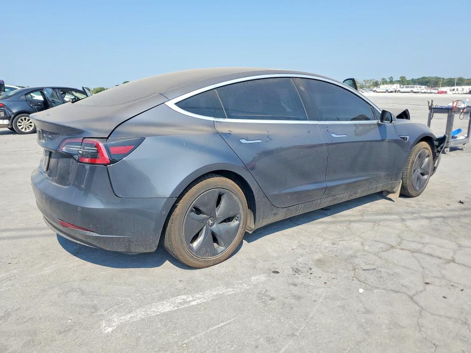صورة رقم 3 من المزاد - 2020 TESLA MODEL 3 مع VIN 5YJ3E1EA8LF799165