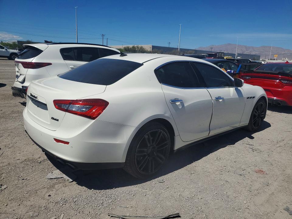 Photo 3 from auction – 2017 MASERATI GHIBLI with VIN ZAM57XSA7H1197539