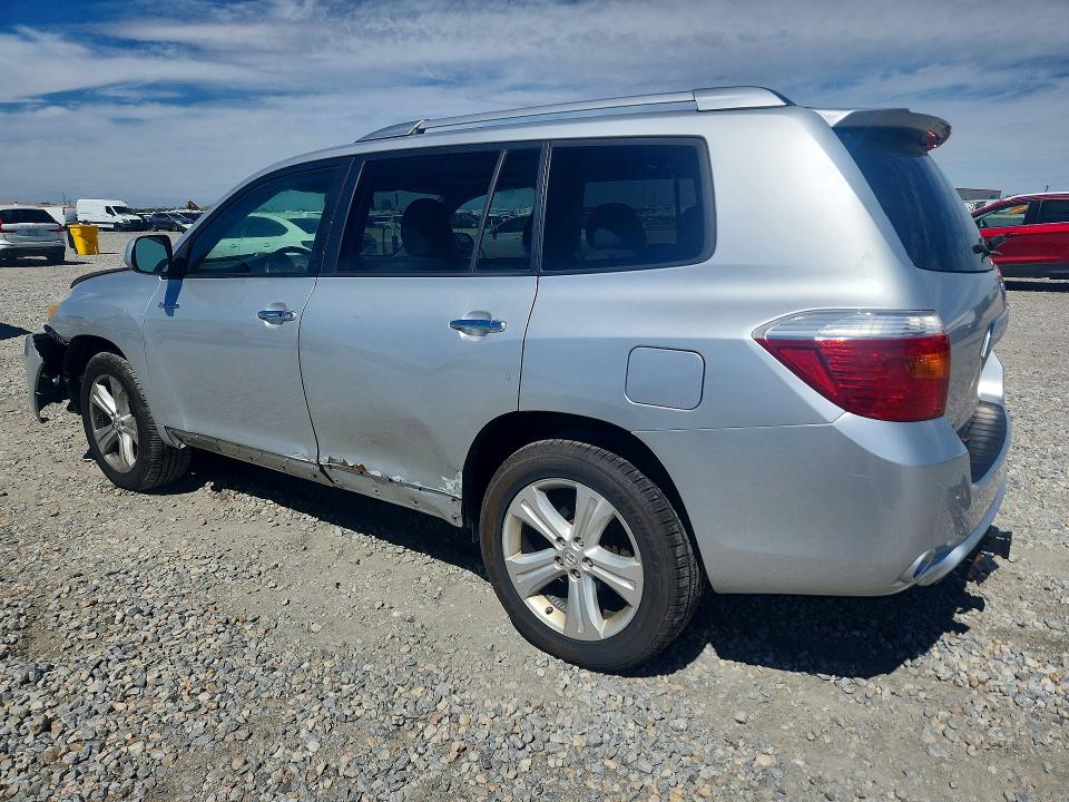 Photo 2 from auction – 2010 TOYOTA HIGHLANDER with VIN 5TDYK3EHXAS002415