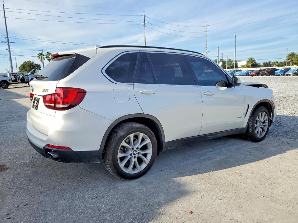 صورة رقم 3 من المزاد - 2016 BMW X5 مع VIN 5UXKR0C5XG0U10674
