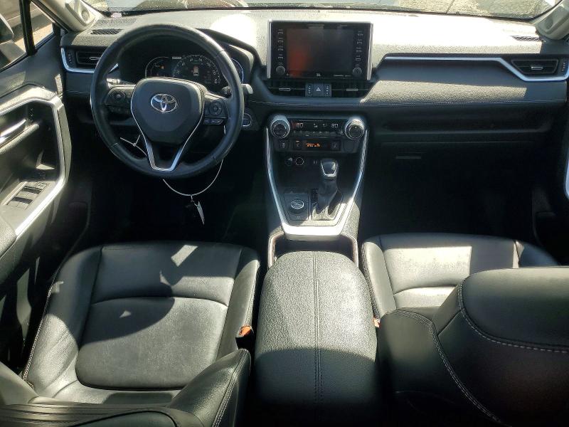 Снимка 8 от търг – 2019 TOYOTA RAV4 с VIN JTMDWRFV8KD004137