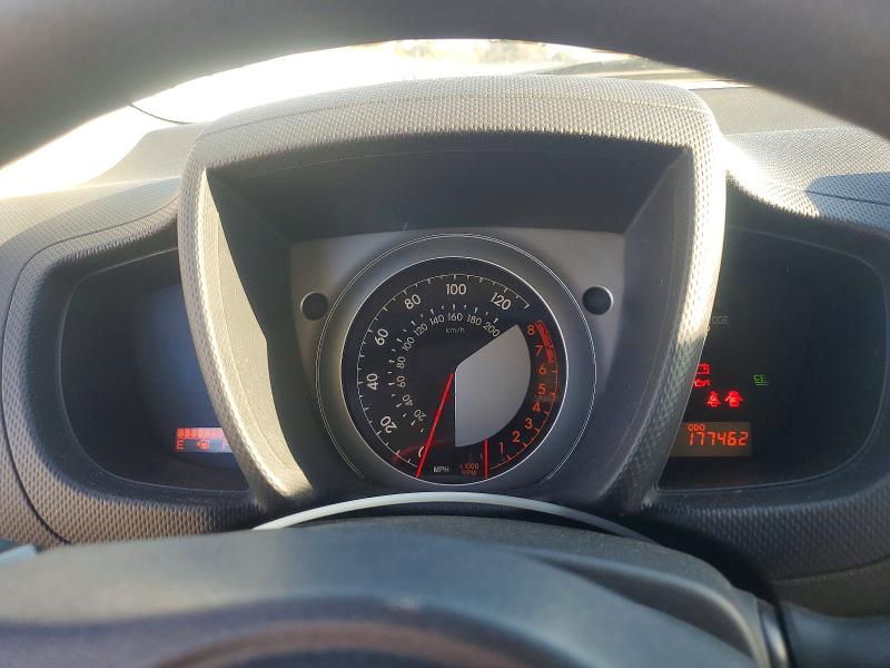 Снимка 9 от търг – 2009 SCION XD с VIN JTKKU10459J046235