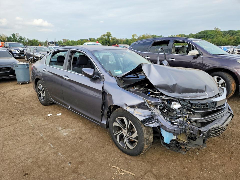 Photo 4 from auction – 2017 HONDA ACCORD with VIN 1HGCR2F34HA114347