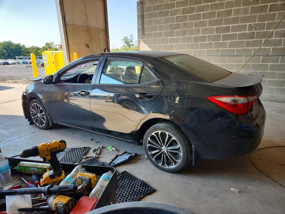 Photo 2 from auction – 2015 TOYOTA COROLLA with VIN 2T1BURHE3FC387983