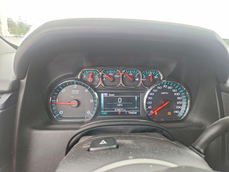 Снимка 9 от търг – 2015 CHEVROLET SUBURBAN с VIN 1GNSKKKC6FR604752