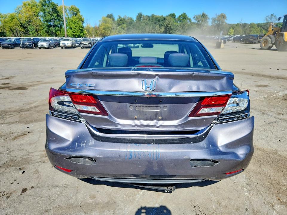 Photo 6 from auction – 2015 HONDA CIVIC with VIN 19XFB2F51FE216507