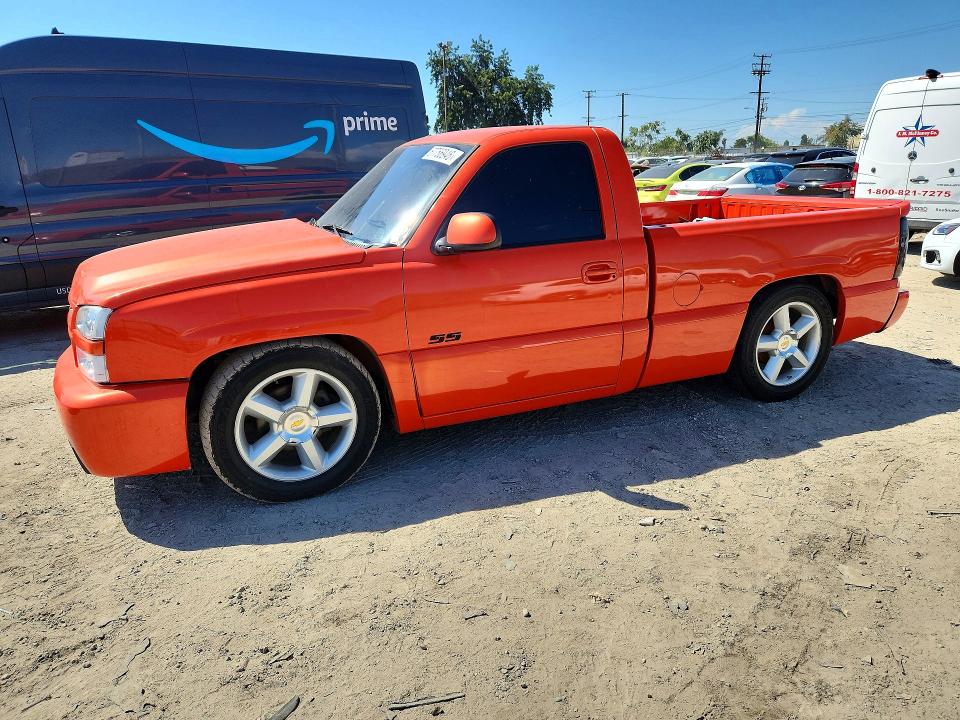 2005 CHEVROLET SILVERADO - Търг №67756946