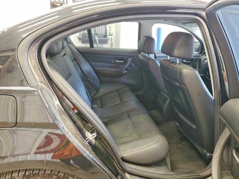 Photo 10 from auction – 2011 BMW 328 with VIN WBAPK5C5XBA656438