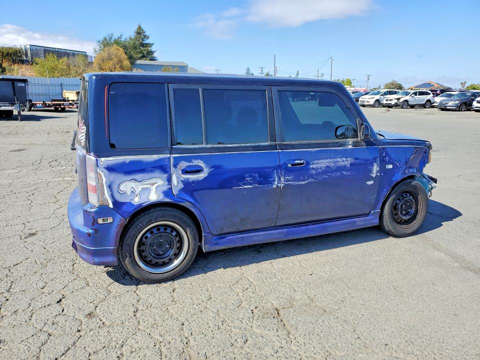 صورة رقم 3 من المزاد - 2005 SCION XB مع VIN JTLKT324450171931