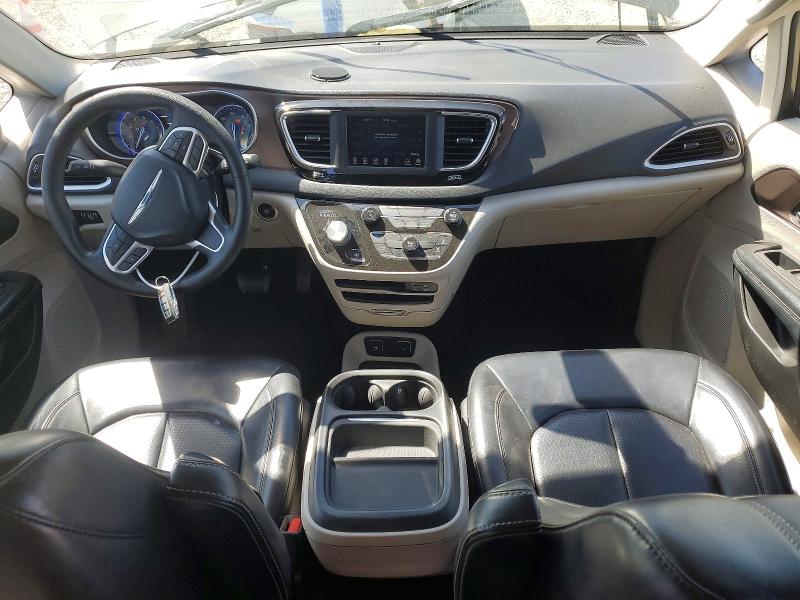 Снимка 8 от търг – 2020 CHRYSLER VOYAGER с VIN 2C4RC1DG8LR264332