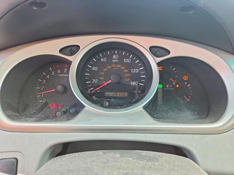 Photo 9 from auction – 2005 TOYOTA HIGHLANDER with VIN JTEEP21A650105049