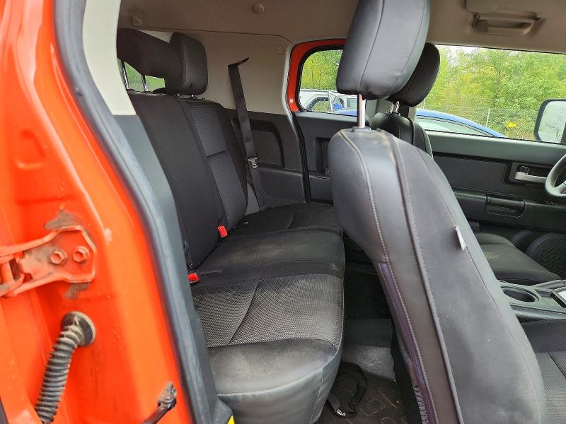 Photo 10 from auction – 2013 TOYOTA FJ CRUISER with VIN JTEBU4BF8DK173468