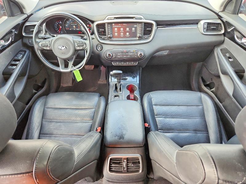 Снимка 8 от търг – 2018 KIA SORENTO с VIN 5XYPK4A53JG399413