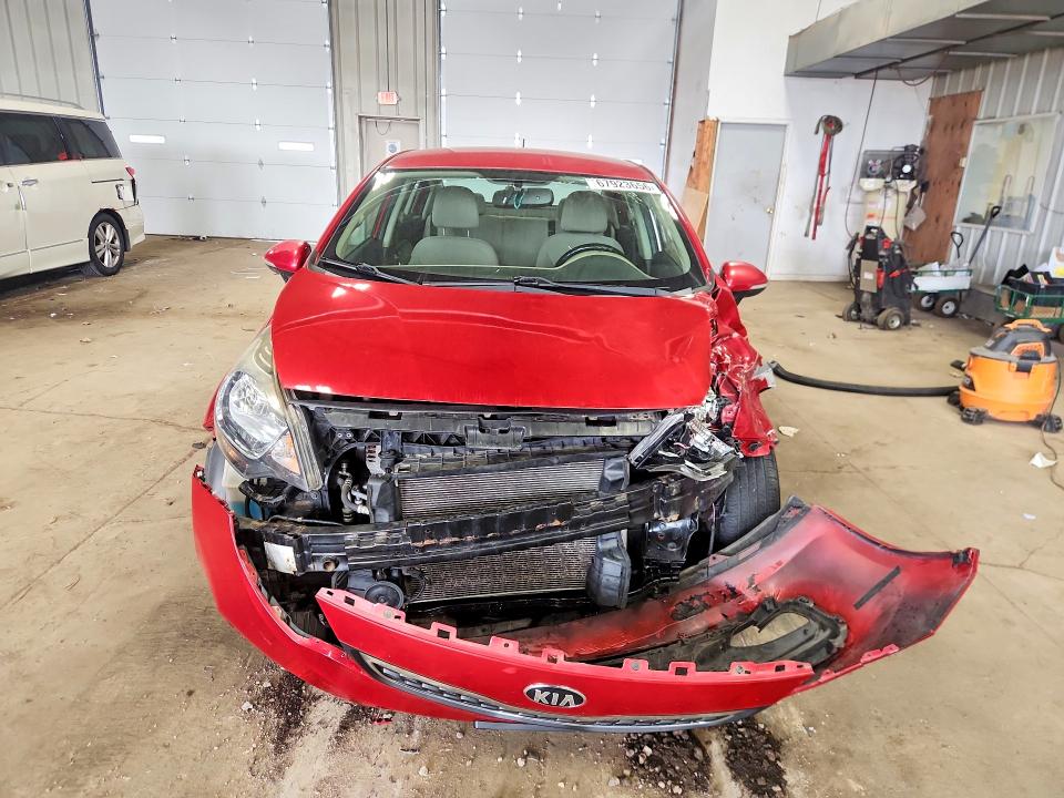 Zdjęcie 5 z aukcji – 2014 KIA RIO z VIN KNADN4A3XE6417839
