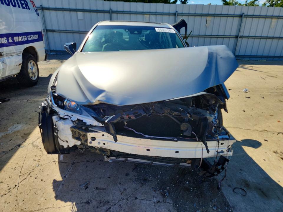 Фото 5 с аукциона – 2020 LEXUS ES с VIN 58ADZ1B18LU067451