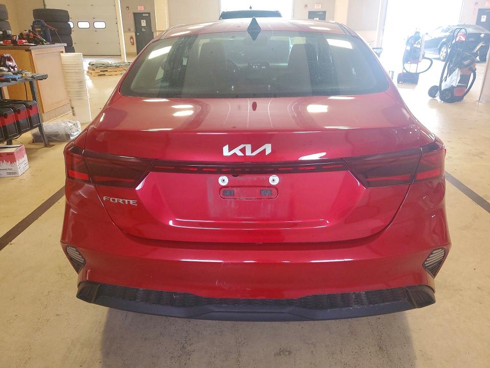 Снимка 6 от търг – 2024 KIA FORTE с VIN 3KPF24AD0RE745123