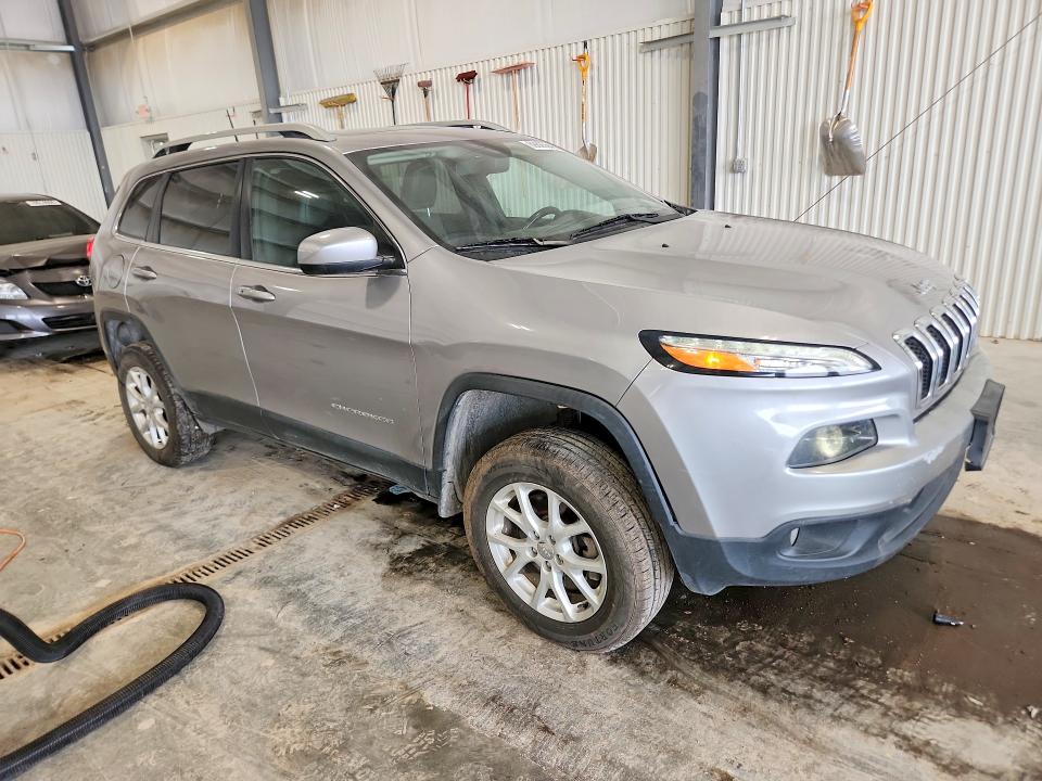 Снимка 4 от търг – 2018 JEEP CHEROKEE с VIN 1C4PJMLB3JD513026