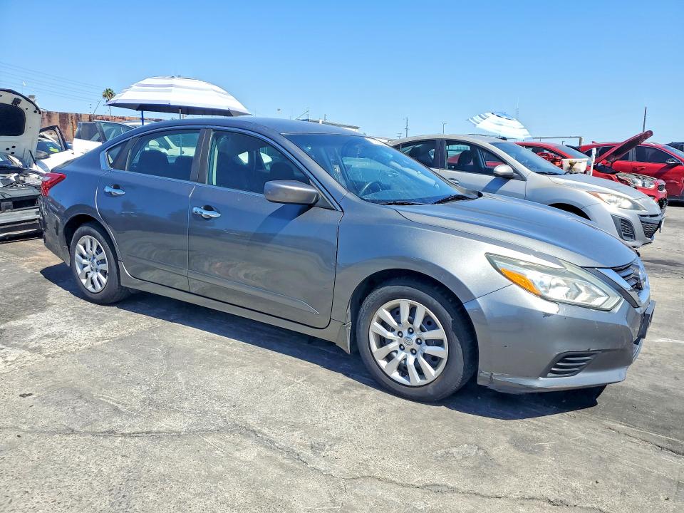 Photo 4 from auction – 2016 NISSAN ALTIMA with VIN 1N4AL3AP7GC163204