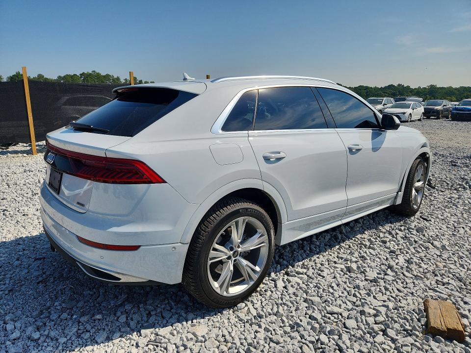 Photo 3 from auction – 2023 AUDI Q8 with VIN WA1AVBF18PD021452